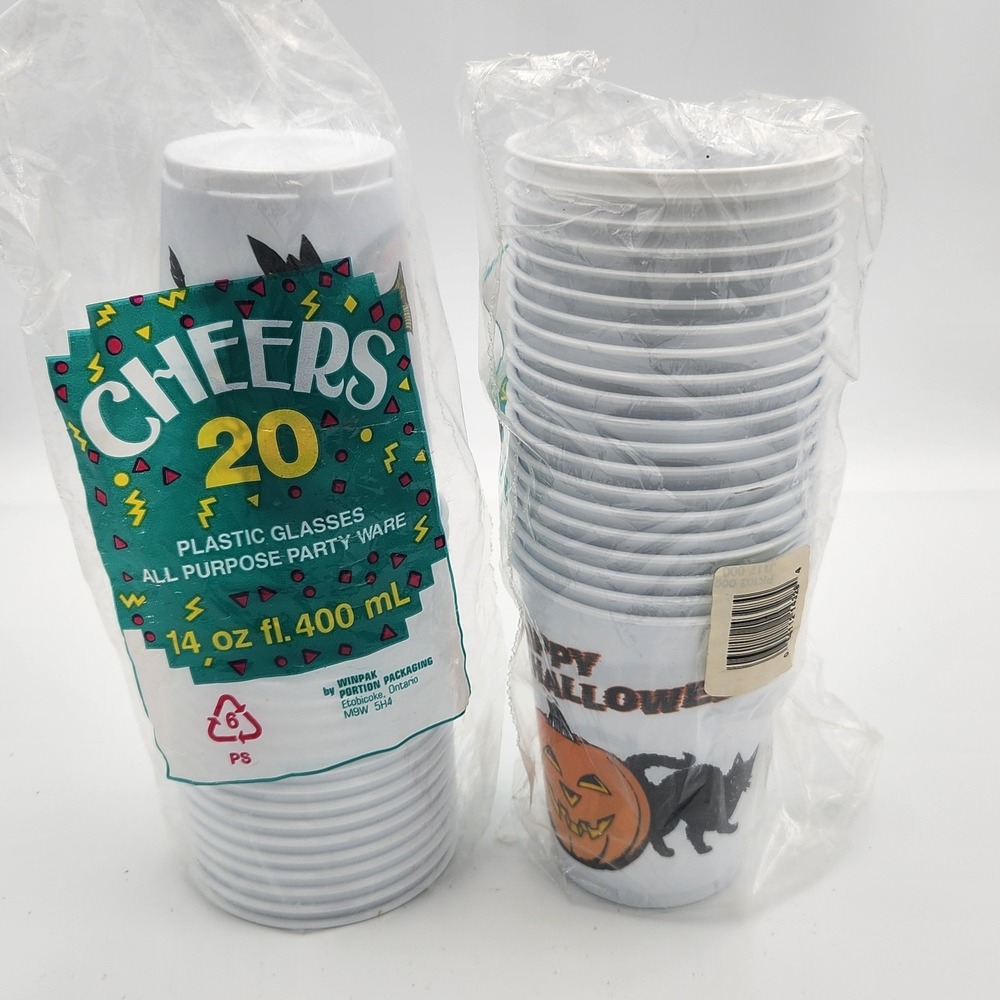 Vintage Halloween Plastic Party Cups Glasses Cat Pumpkin Witch NEW 2 Sets of 20